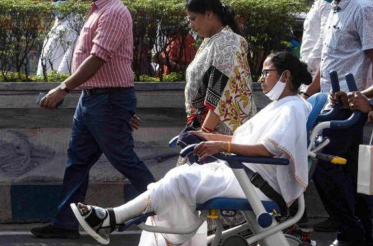 EC suspends Mamata’s security chief for lapse in Nandigram